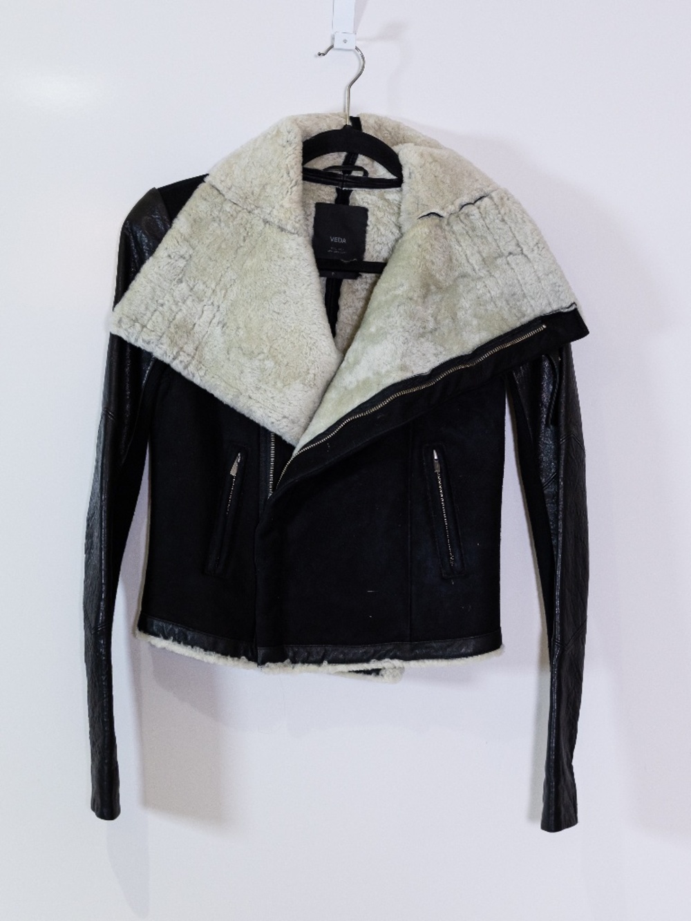 Veda Women's Genuine Leather Lamb Shearling Lined Spread Collar Jacket Black S
